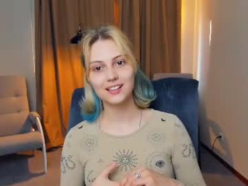 angelinaholly