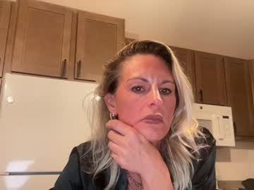hotmommy cums