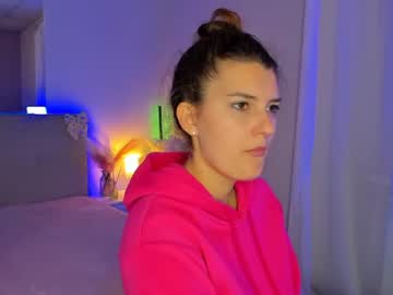 laura  leee
