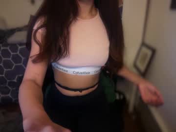 smalltittiesbig